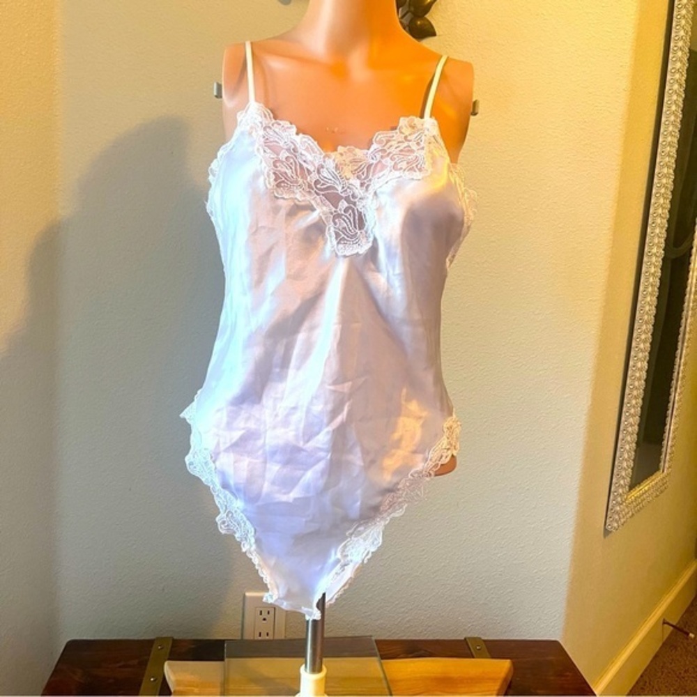 Victoria’s Secret vintage Gold tag teddy.